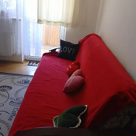 New новобудова стрийська наукова автовокзал гашека ашан кінг-крос епіцентр Daire