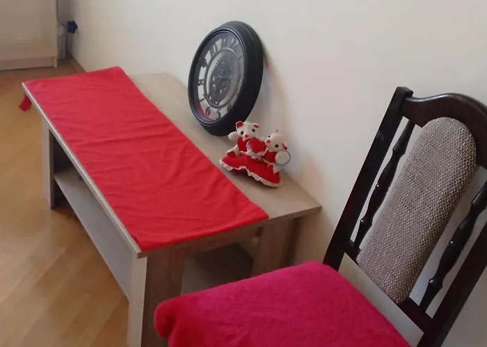 New новобудова стрийська наукова автовокзал гашека ашан кінг-крос епіцентр לבוב